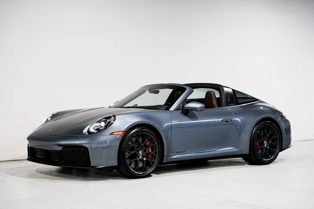 2025 Porsche 992 Targa 4 GTS - Image 7 of 31