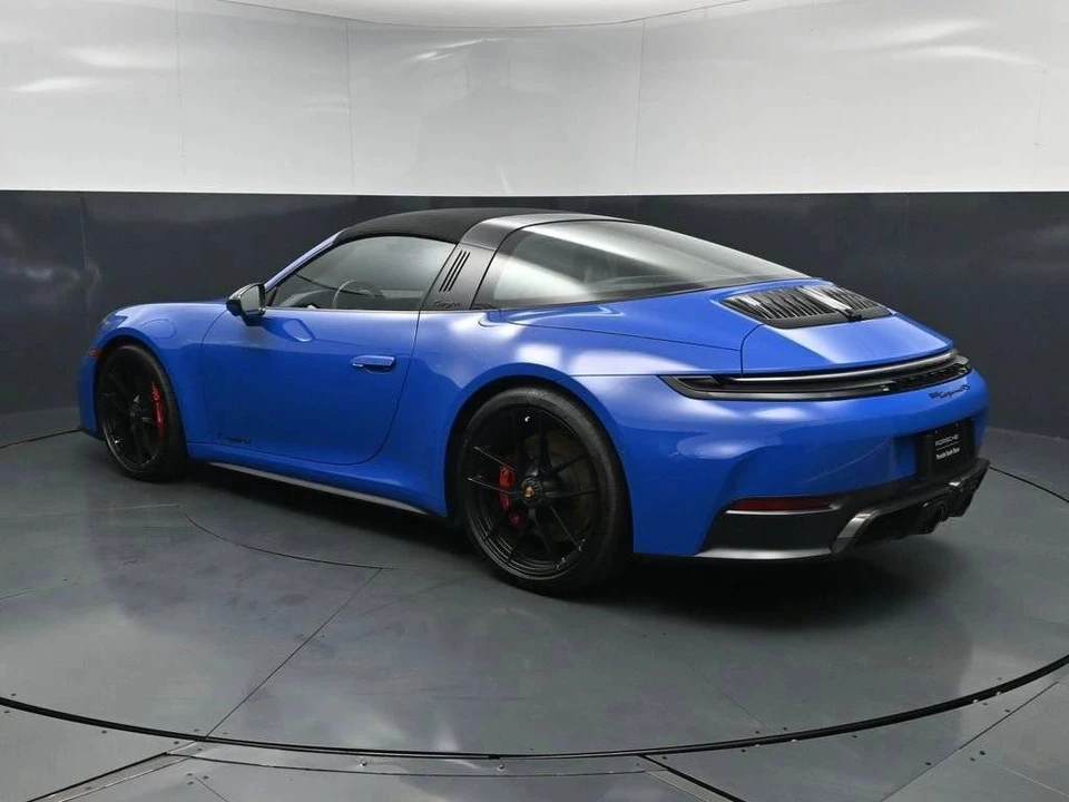 2025 Porsche 992 Targa 4 GTS - Image 3 of 5