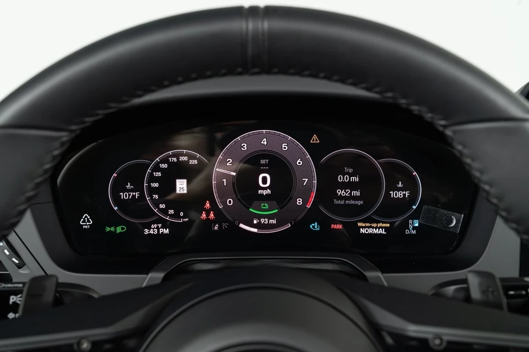 2025 Porsche 992 Targa 4 GTS - Image 26 of 31