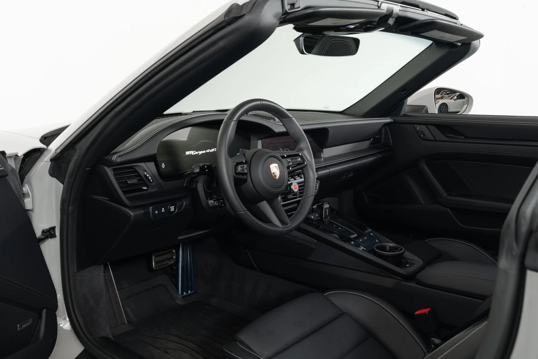 2025 Porsche 992 Targa 4 GTS - Image 11 of 31