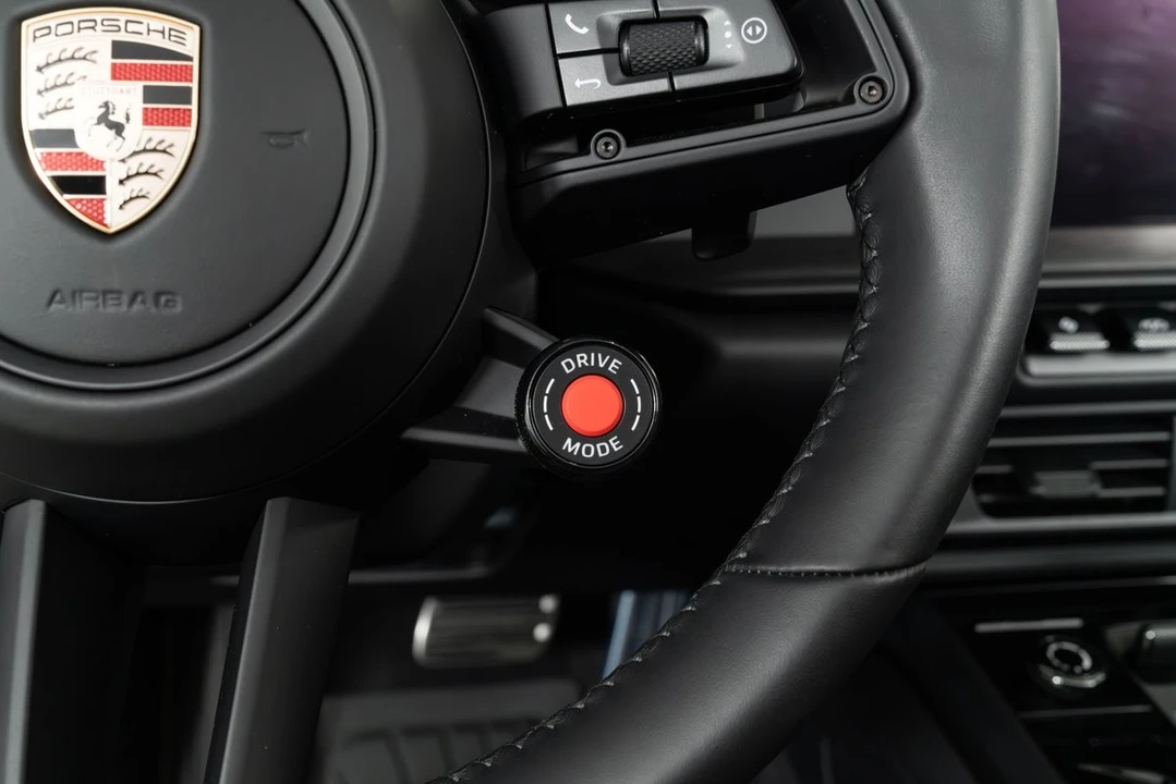 2025 Porsche 992 Targa 4 GTS - Image 25 of 31