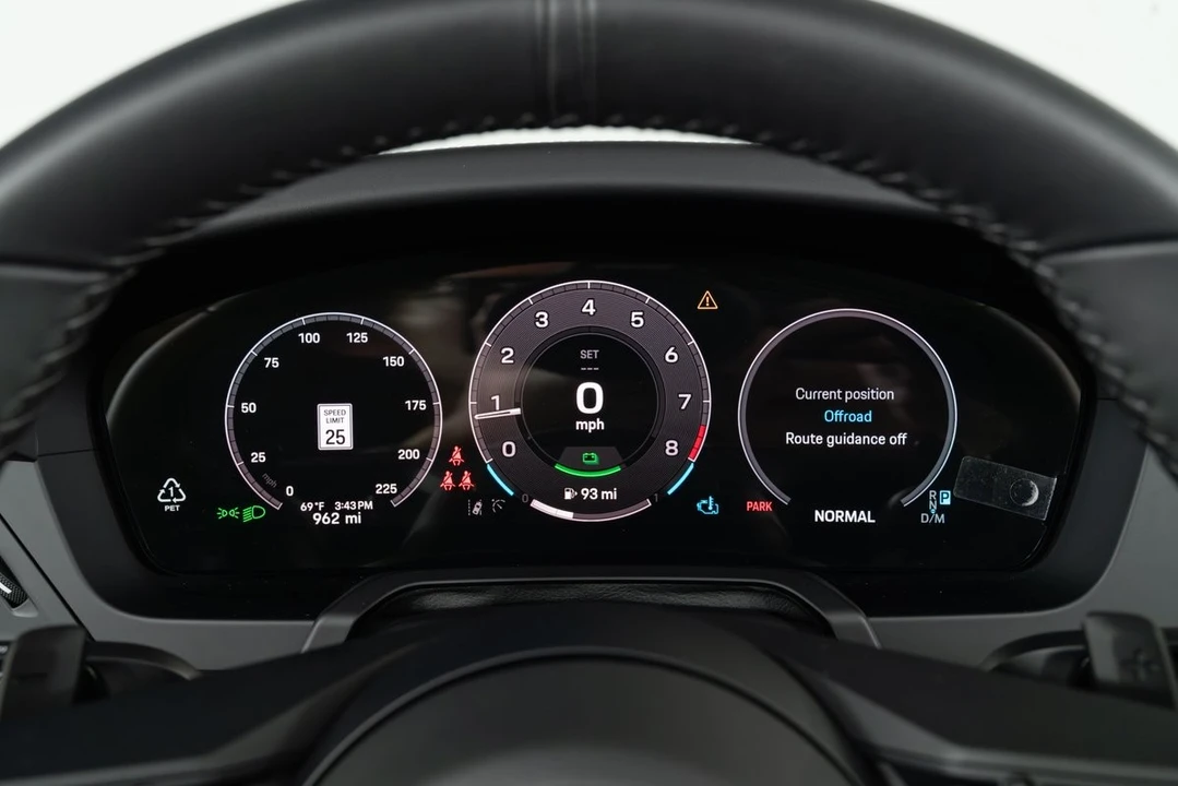 2025 Porsche 992 Targa 4 GTS - Image 27 of 31