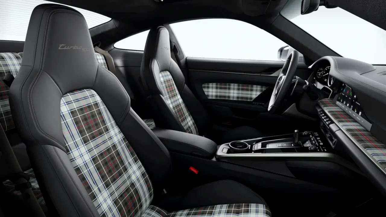 2025 Porsche 992 Turbo - Image 5 of 13