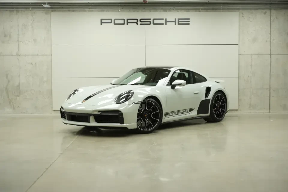 2025 Porsche 992 Turbo - Image 10 of 13