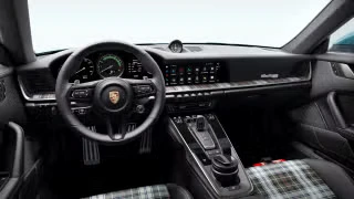2025 Porsche 992 Turbo - Image 25 of 31