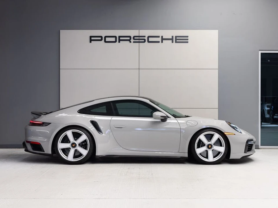 2025 Porsche 992 Turbo - Image 8 of 31