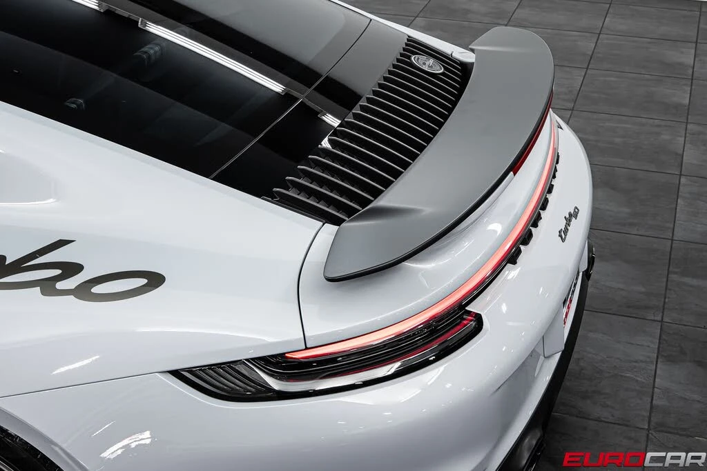 2025 Porsche 992 Turbo - Image 21 of 31
