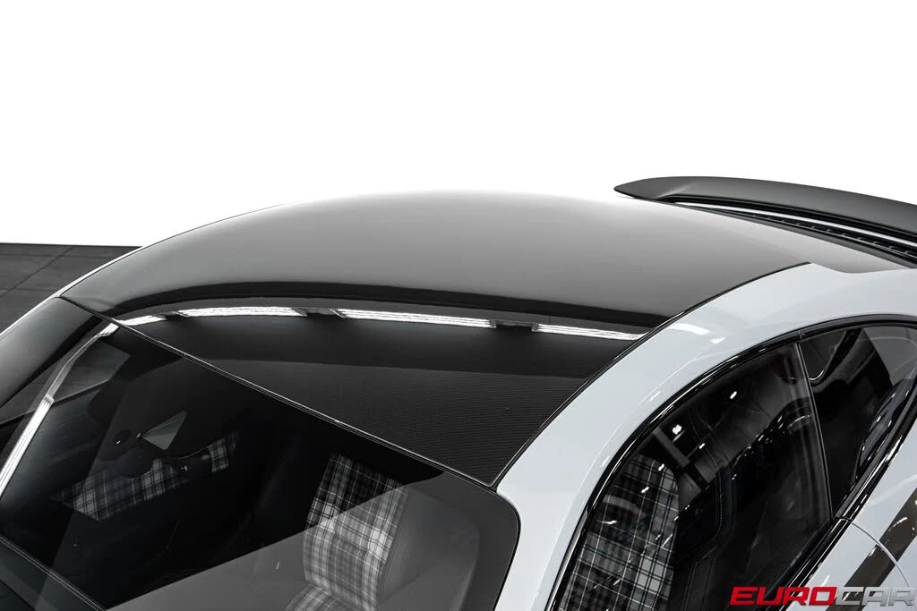 2025 Porsche 992 Turbo - Image 16 of 31