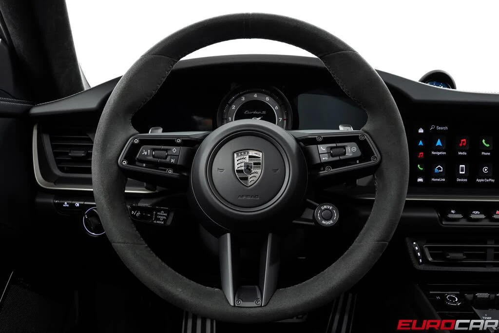 2025 Porsche 992 Turbo - Image 30 of 31