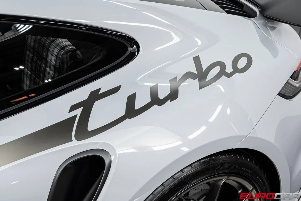 2025 Porsche 992 Turbo - Image 20 of 31