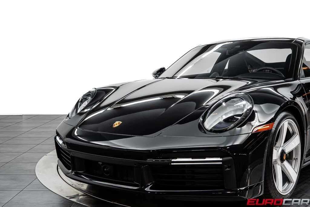 2025 Porsche 992 Turbo - Image 12 of 31