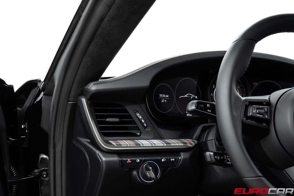 2025 Porsche 992 Turbo - Image 25 of 31