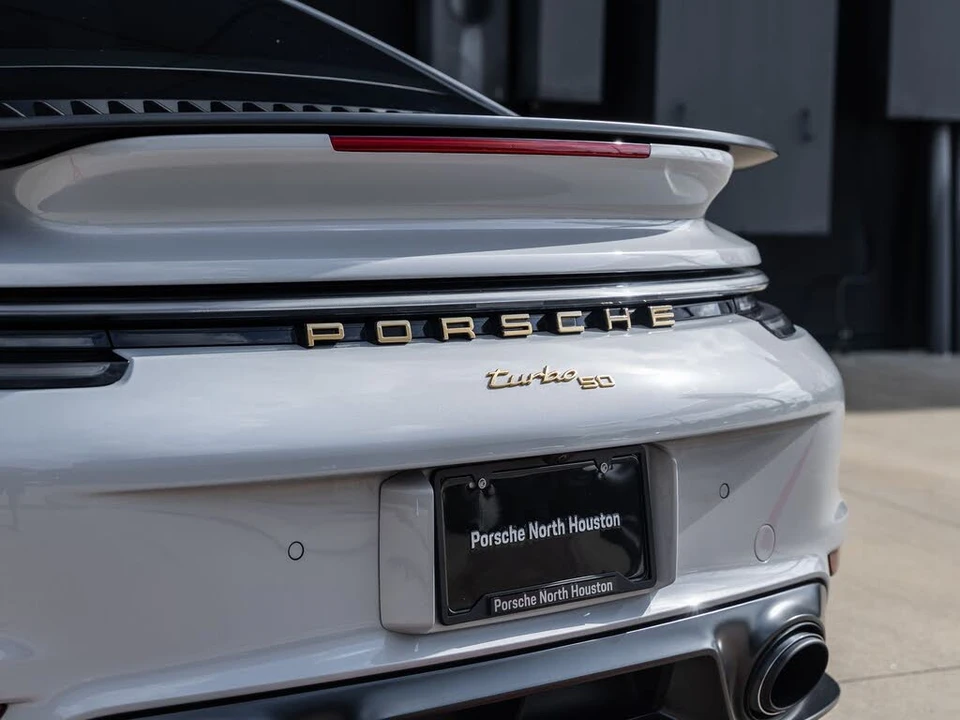 2025 Porsche 992 Turbo - Image 21 of 31