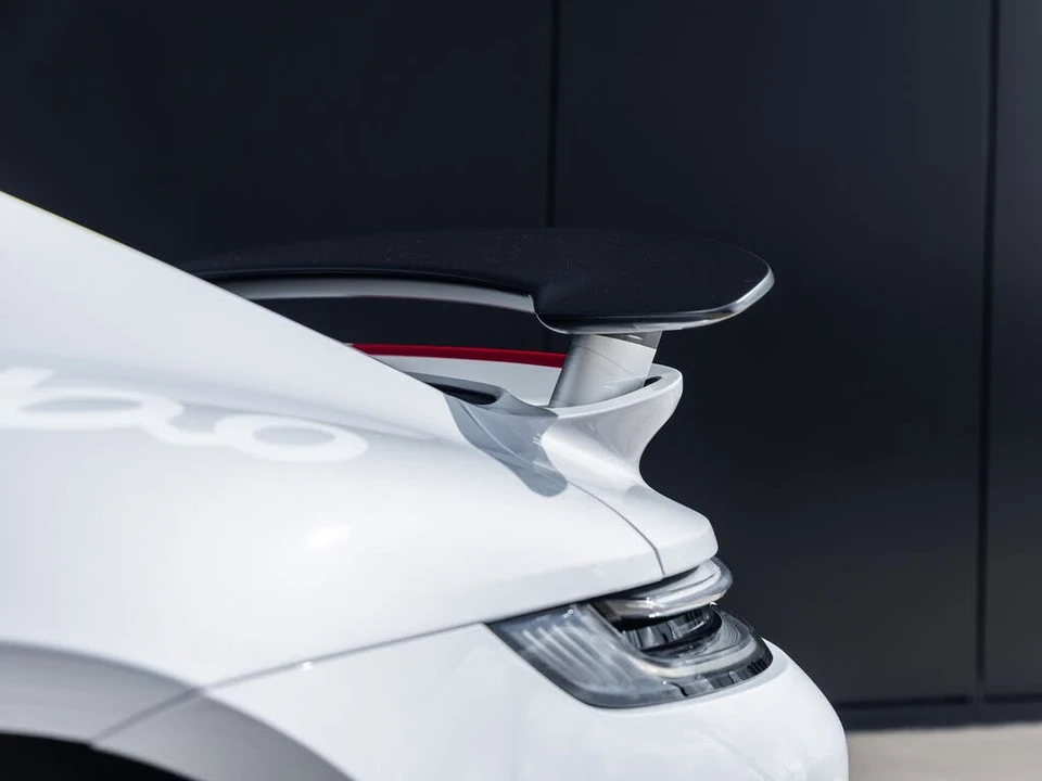 2025 Porsche 992 Turbo - Image 23 of 31