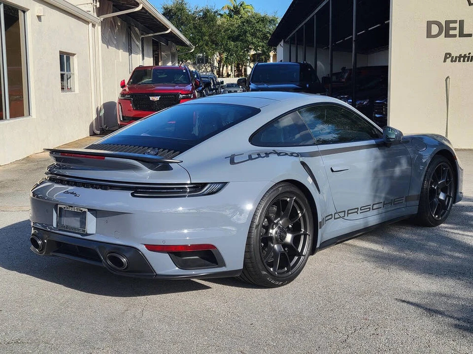 2025 Porsche 992 Turbo - Image 15 of 31