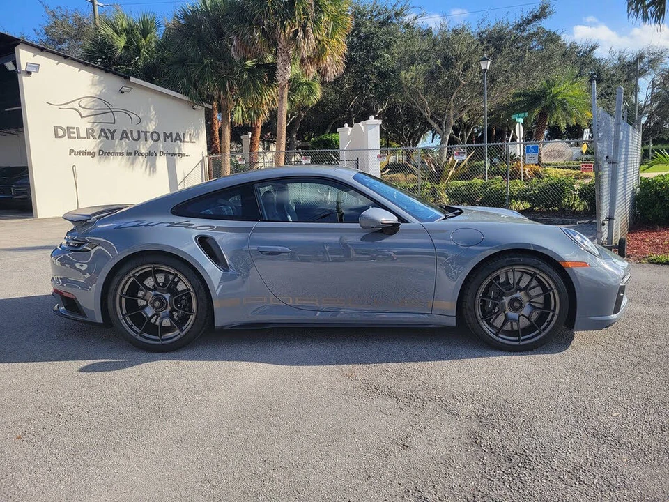2025 Porsche 992 Turbo - Image 17 of 31