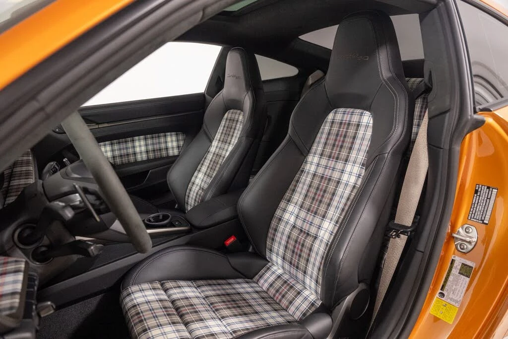 2025 Porsche 992 Turbo - Image 22 of 31