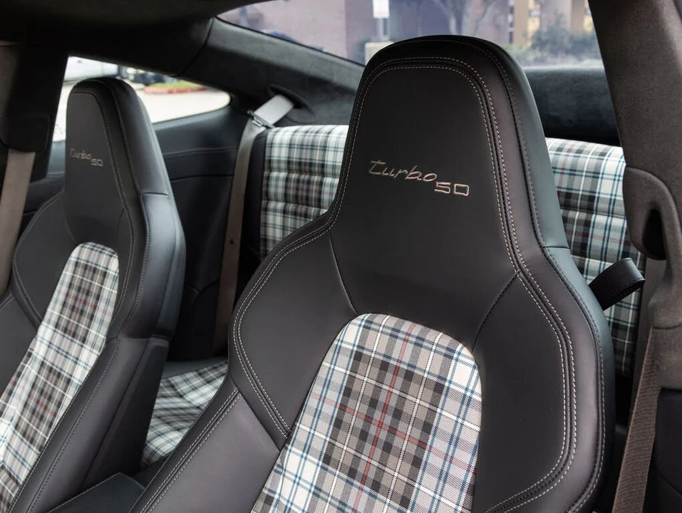 2025 Porsche 992 Turbo - Image 23 of 31