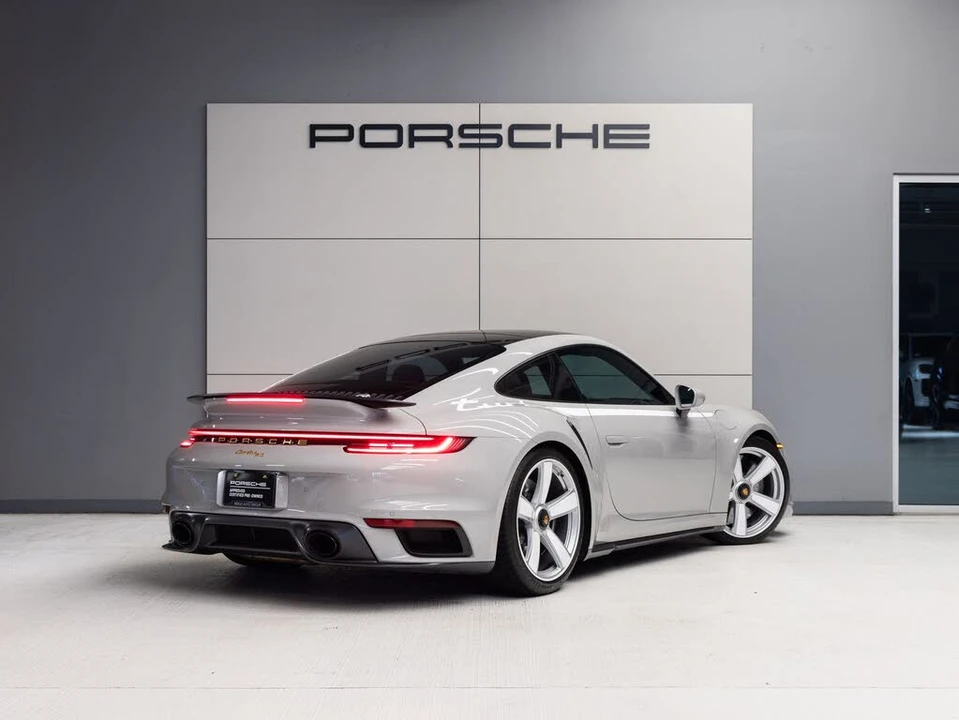 2025 Porsche 992 Turbo - Image 7 of 31