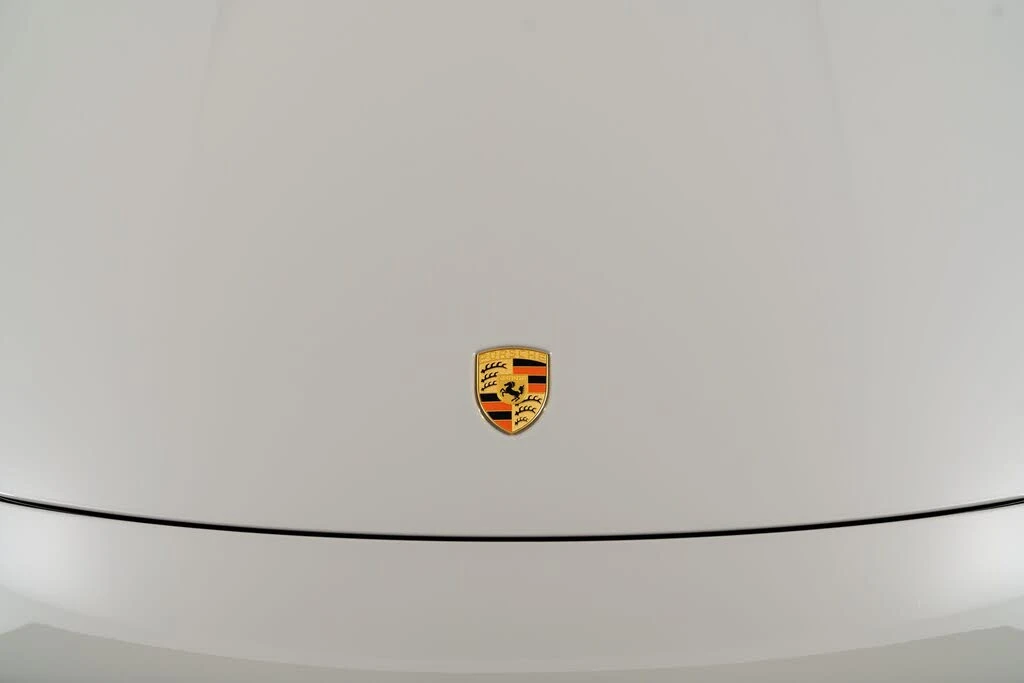 2025 Porsche 992 Turbo - Image 17 of 31
