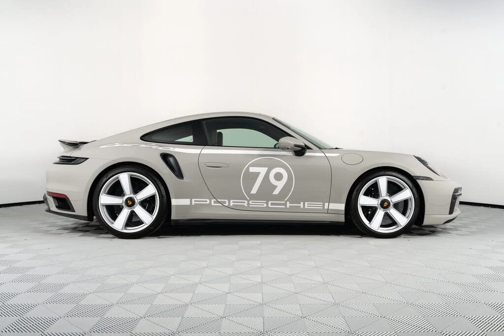 2025 Porsche 992 Turbo - Image 26 of 31