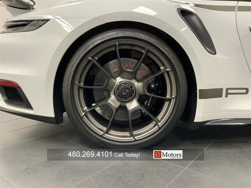 2025 Porsche 992 Turbo - Image 27 of 31