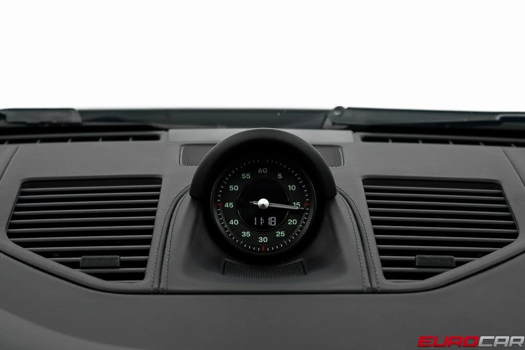 2025 Porsche 992 Turbo - Image 30 of 31