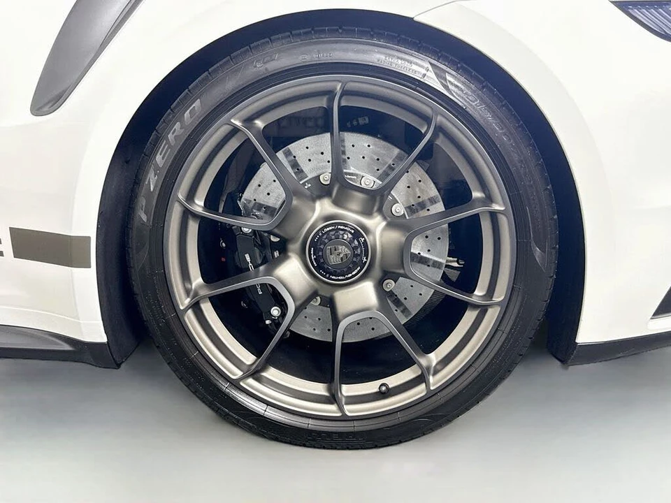 2025 Porsche 992 Turbo - Image 29 of 31