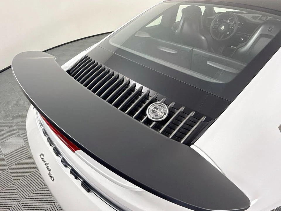 2025 Porsche 992 Turbo - Image 24 of 31