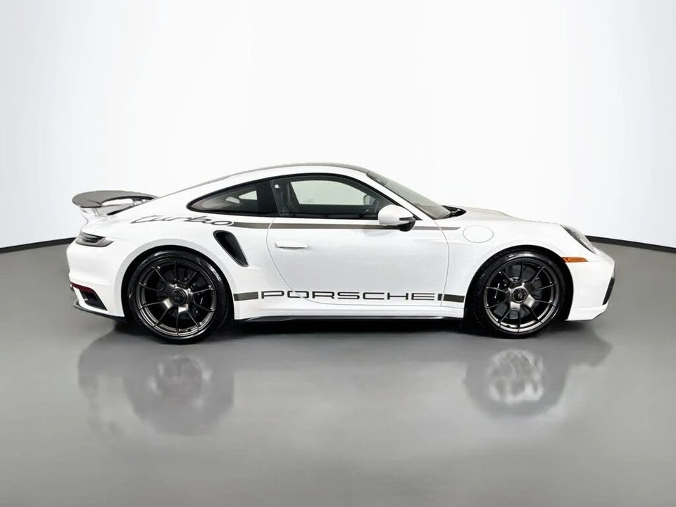 2025 Porsche 992 Turbo - Image 8 of 31