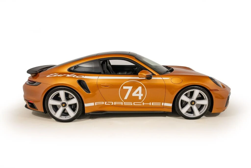 2025 Porsche 992 Turbo - Image 8 of 31
