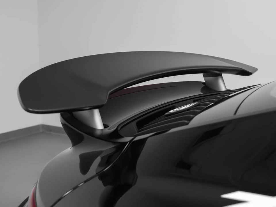 2025 Porsche 992 Turbo - Image 15 of 31