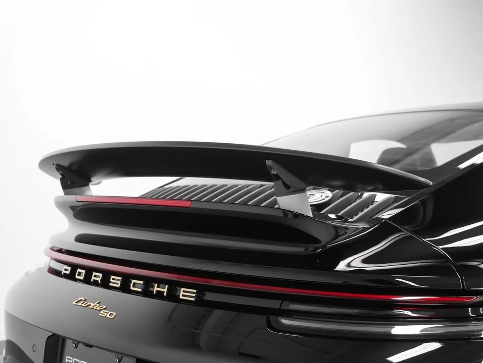 2025 Porsche 992 Turbo - Image 13 of 31