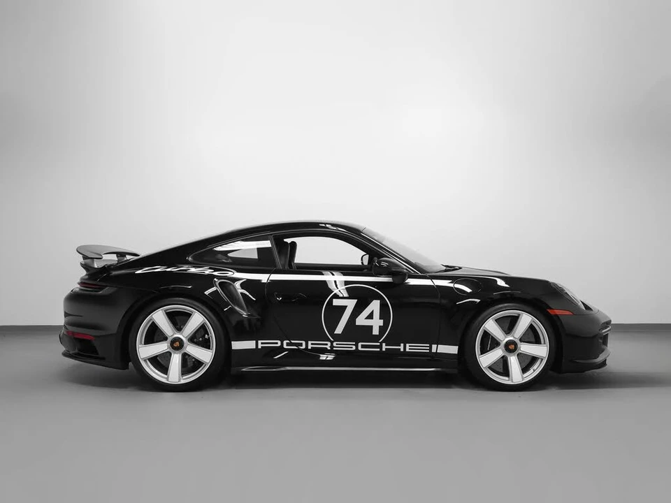 2025 Porsche 992 Turbo - Image 12 of 31