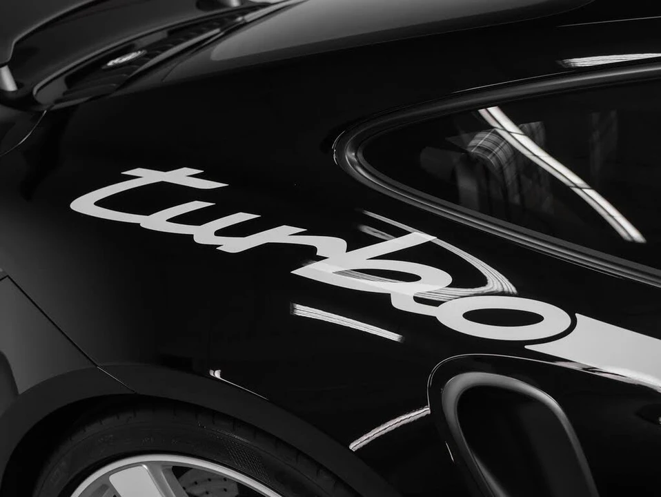 2025 Porsche 992 Turbo - Image 17 of 31