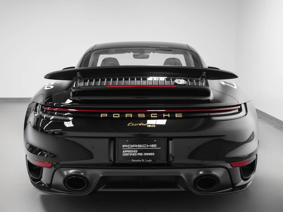 2025 Porsche 992 Turbo - Image 10 of 31