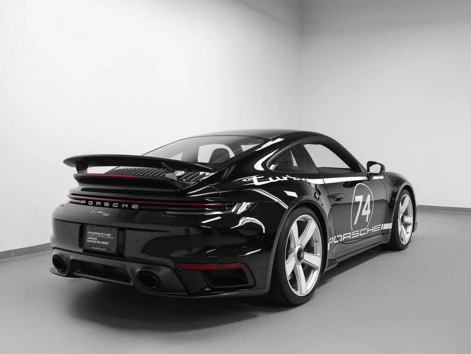2025 Porsche 992 Turbo - Image 11 of 31
