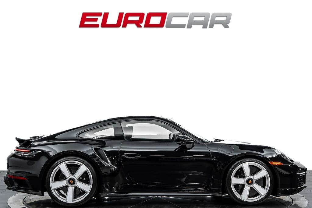 2025 Porsche 992 Turbo - Image 6 of 31