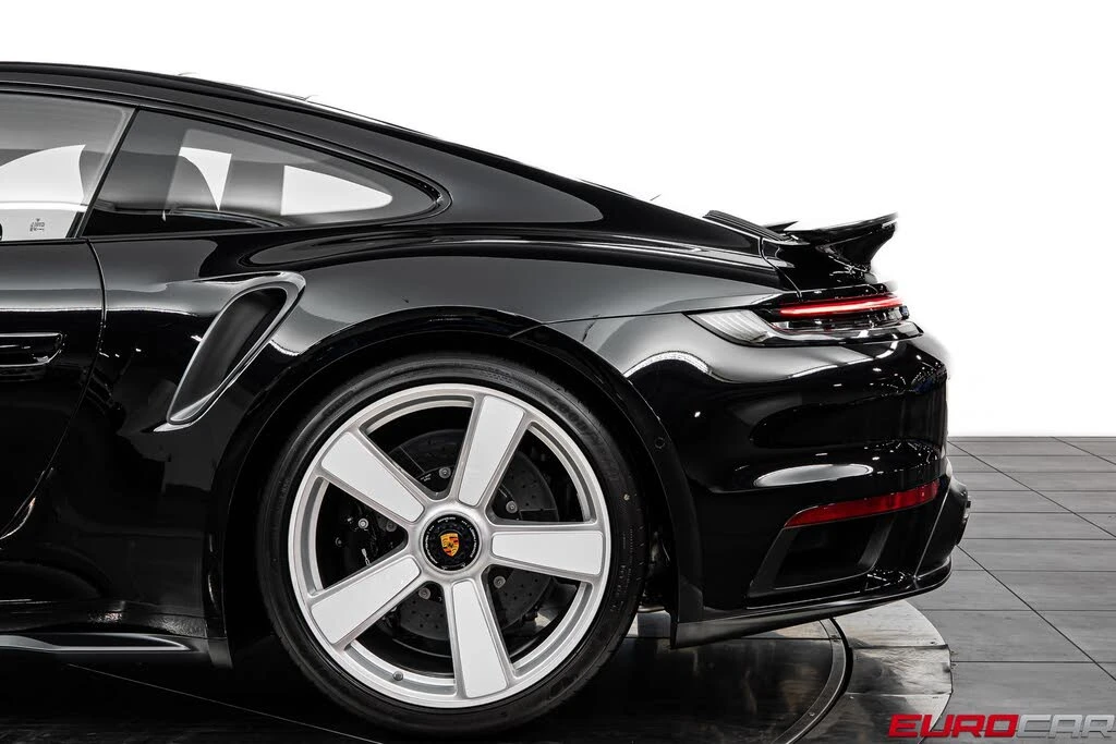 2025 Porsche 992 Turbo - Image 14 of 31