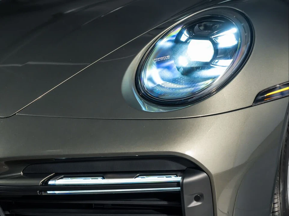 2025 Porsche 992 Turbo - Image 12 of 31