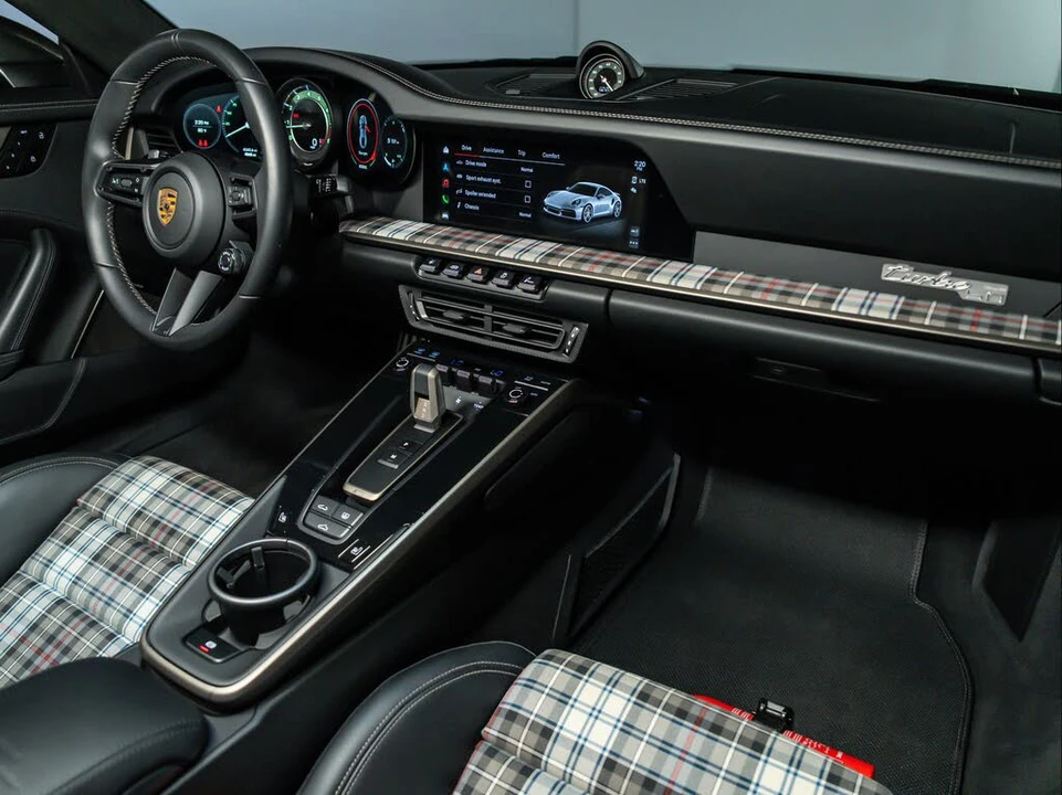 2025 Porsche 992 Turbo - Image 31 of 31