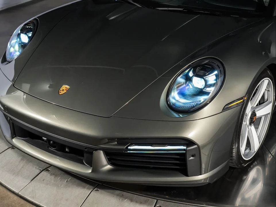 2025 Porsche 992 Turbo - Image 11 of 31
