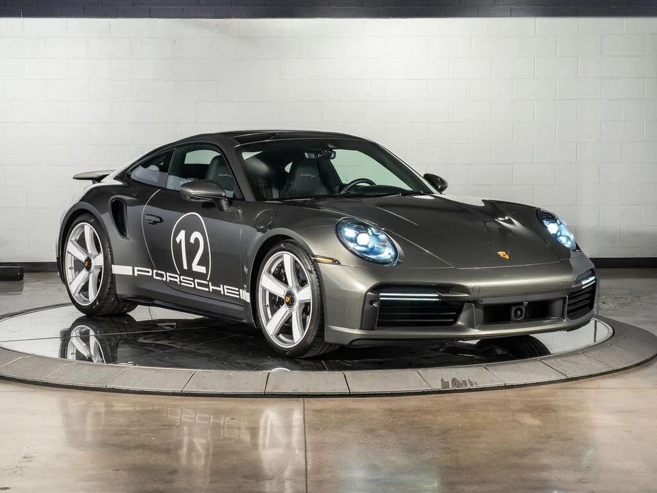2025 Porsche 992 Turbo - Image 7 of 31