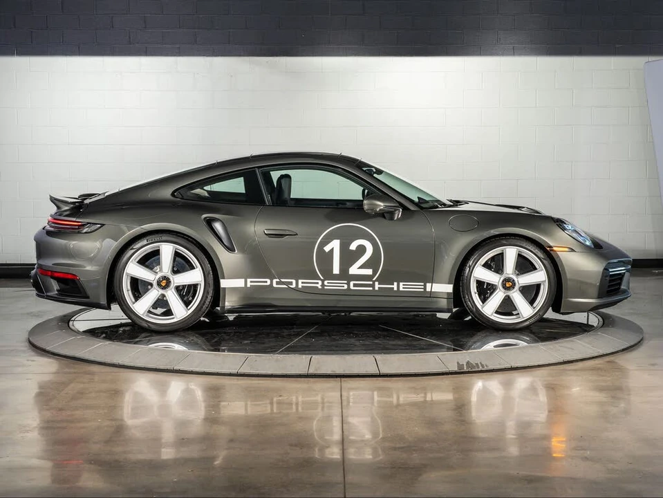 2025 Porsche 992 Turbo - Image 8 of 31