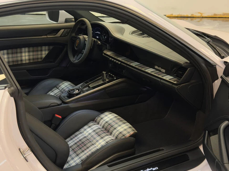 2025 Porsche 992 Turbo - Image 23 of 28