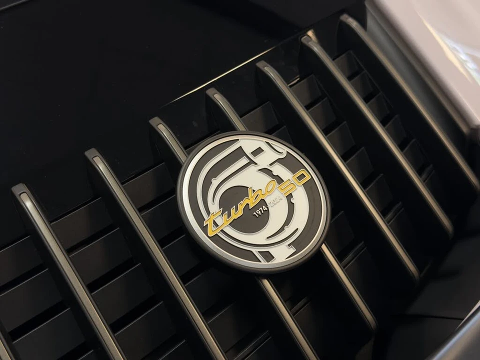 2025 Porsche 992 Turbo - Image 10 of 28