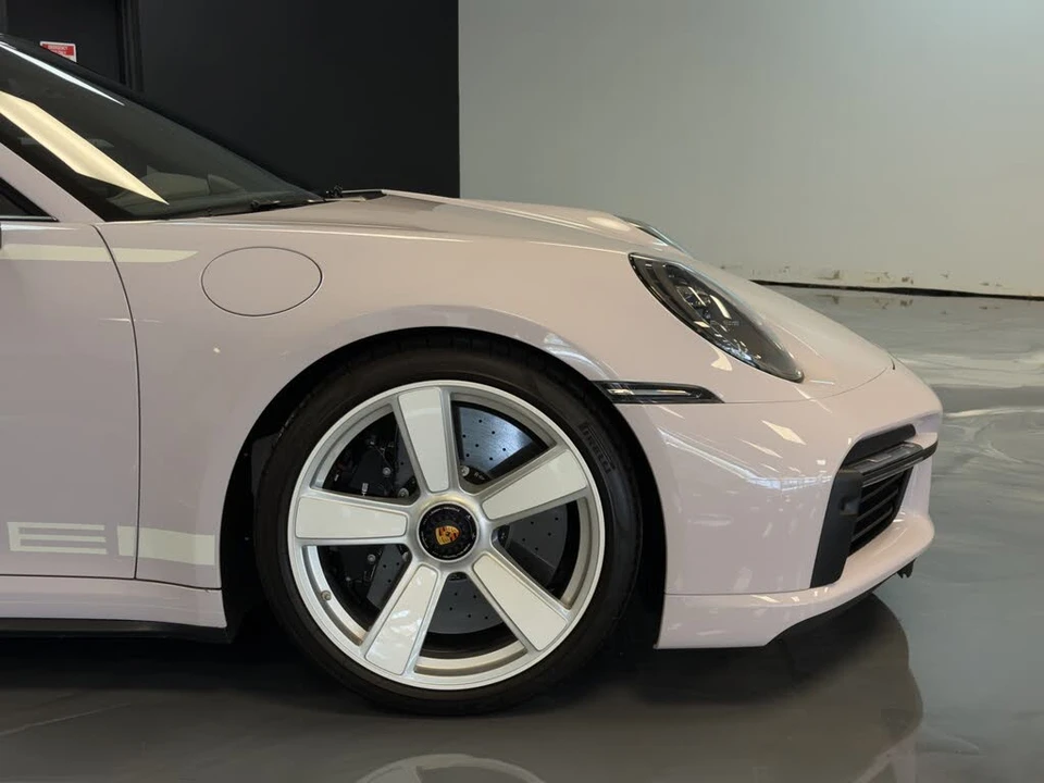 2025 Porsche 992 Turbo - Image 5 of 28