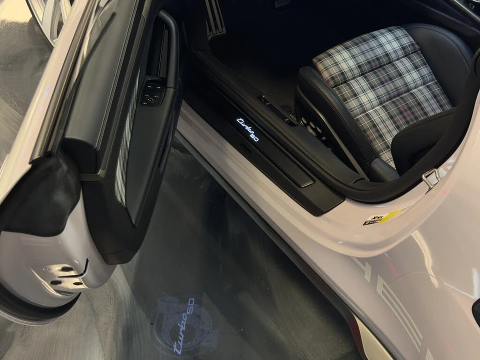 2025 Porsche 992 Turbo - Image 19 of 28
