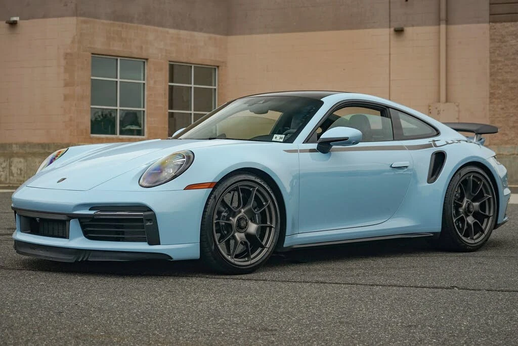2025 Porsche 992 Turbo - Image 2 of 7