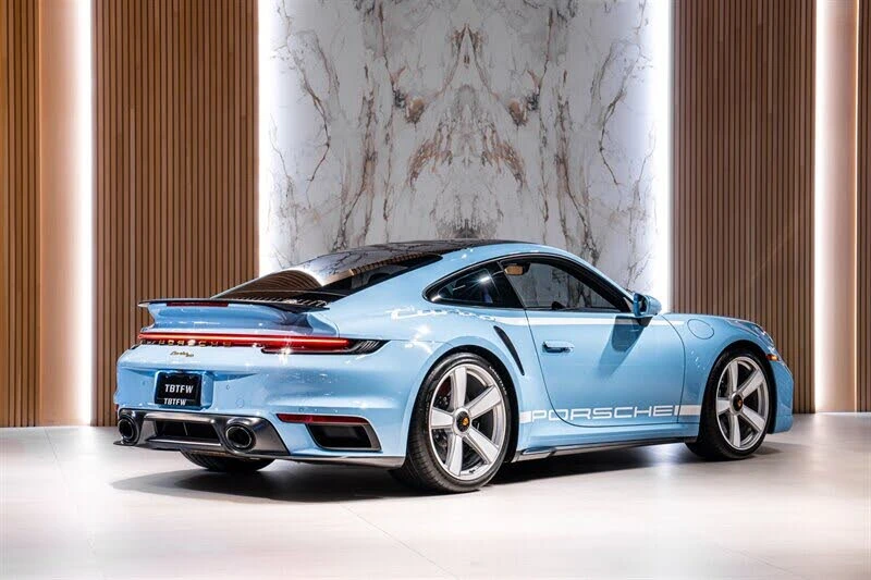 2025 Porsche 992 Turbo - Image 3 of 31